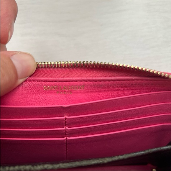 Saint Laurent Classic Y Ligne Leather Continental Wallet - Picture 5 of 5